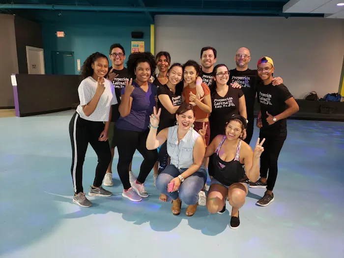 SALSA IN KATY Picture 4