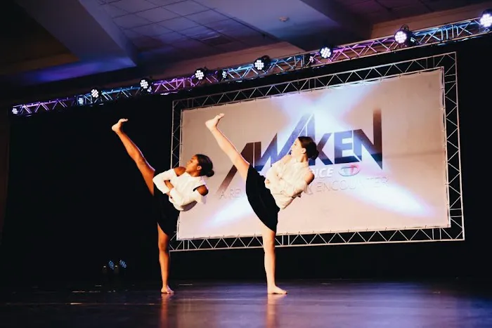 Move Dance Family Picture 9