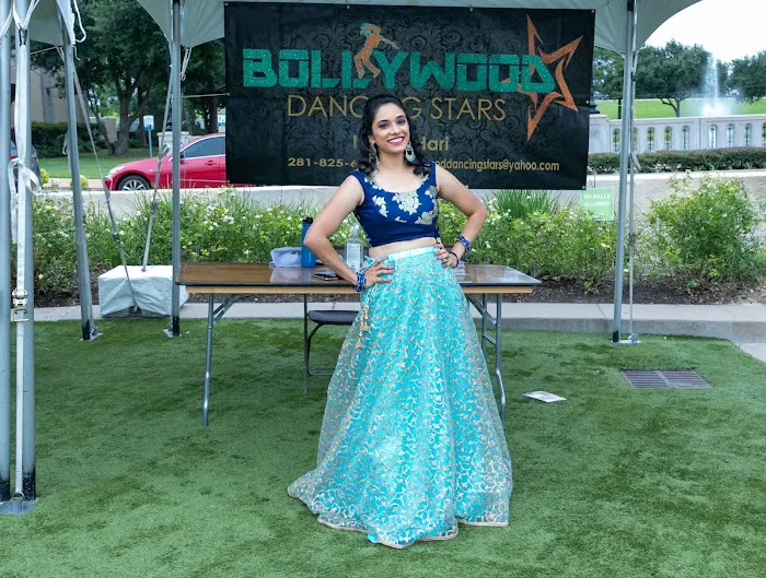 Bollywood Dancing Stars Picture 9