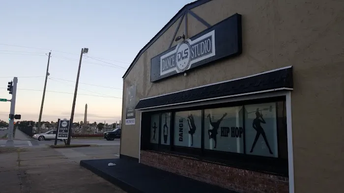 DLS Dance Studio Picture 1