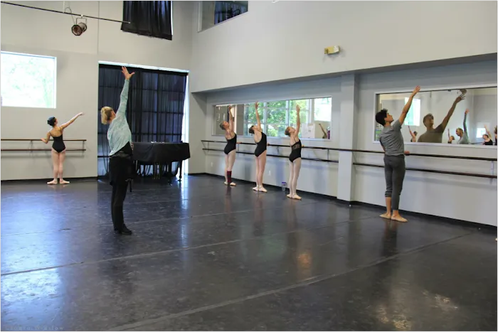 Uptown Dance Centre Picture 10