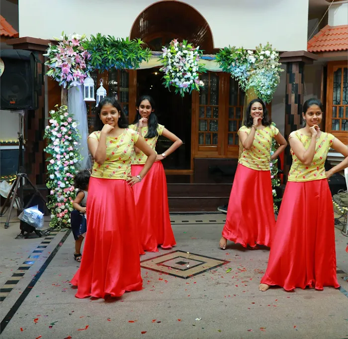 Cinemudra Dance Academy Picture 8