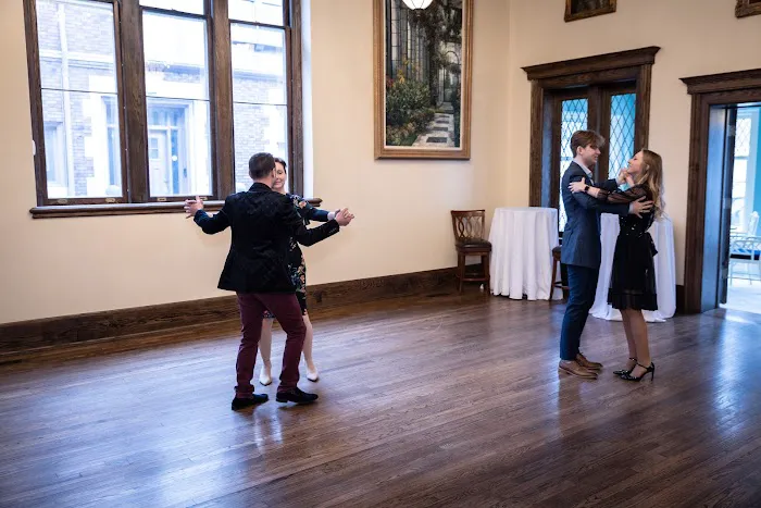Frederick Stearns House dance studio Picture 1