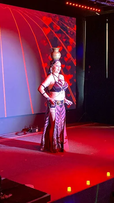 Mari Fusion Belly Dance Picture 6