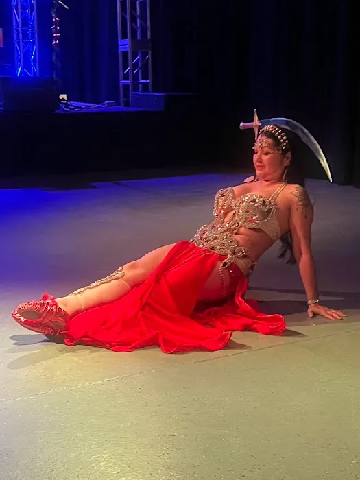 Mari Fusion Belly Dance Picture 1