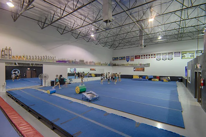 Las Vegas Elements Cheer and Tumbling Picture 3