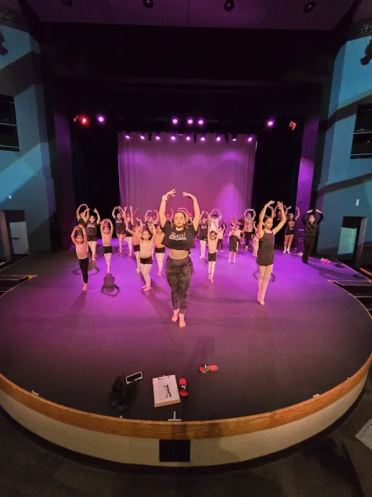 Latin Blendz Dance Academy (@LatinBlendzDance) Picture 10