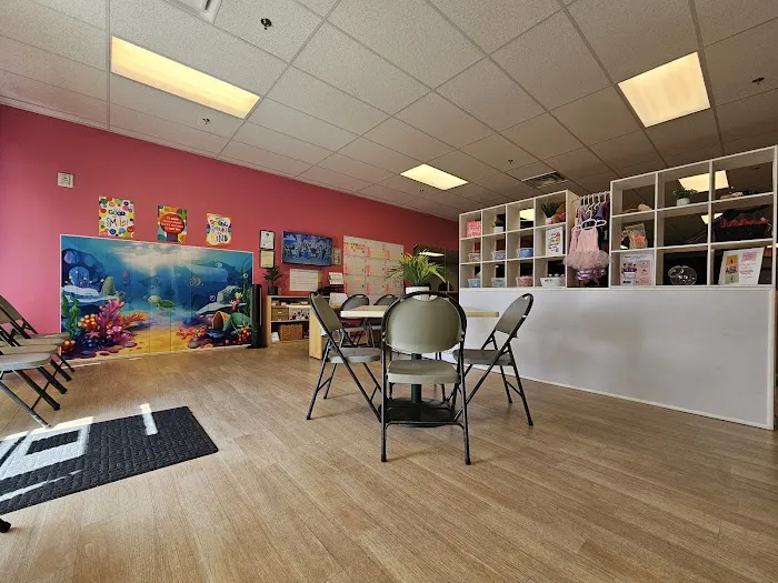 Moving and Grooving Dance and Movement Studio for Kids Picture 2