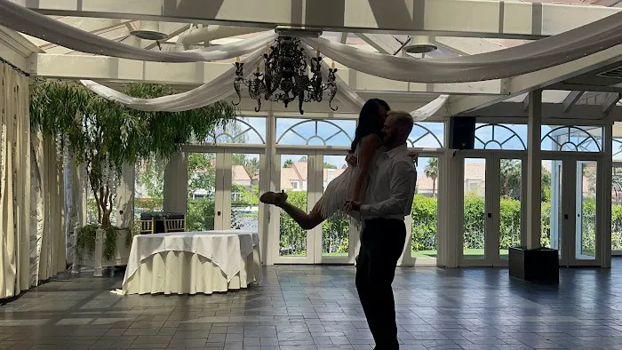 A Perfect Wedding Dance Picture 9