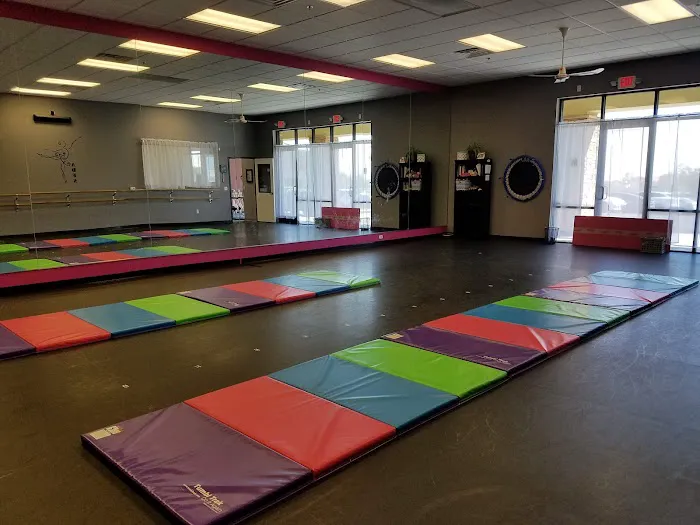 Arabesque Dance & Fitness Studio Picture 3