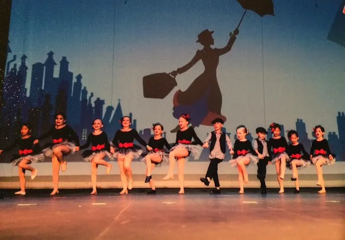 Gotta Dance Picture 5