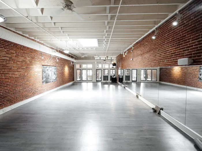The Conservatory at d2b Studios Picture 4