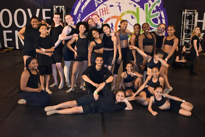 Studio 121 Picture 2