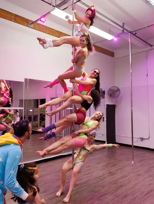 San Francisco Pole + Dance Picture 5
