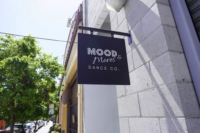 Mood & Moves Dance Co. Picture 3
