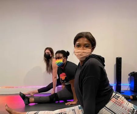 VRV3 Studios - Pole Dance & Fitness