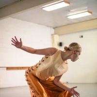 Hannah Kahn Dance Company ico