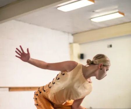 Hannah Kahn Dance Company