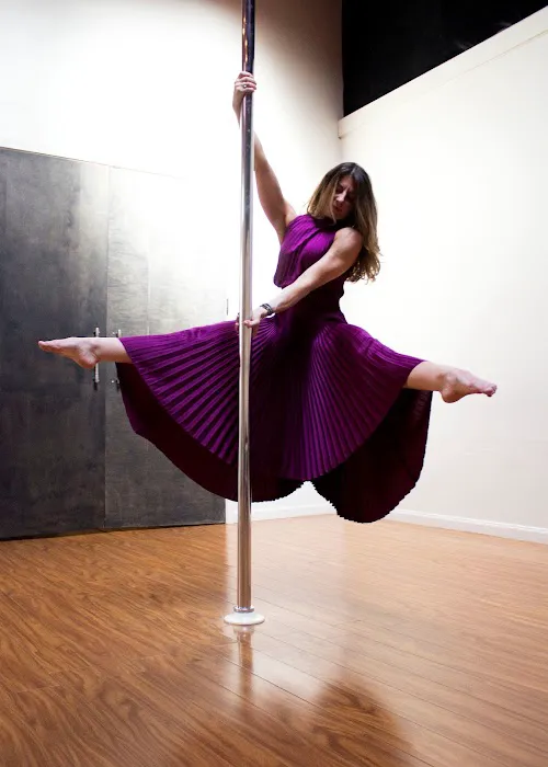 Sisters in Motion - S Factor Pole Dance & Embodiment Studio Picture 7