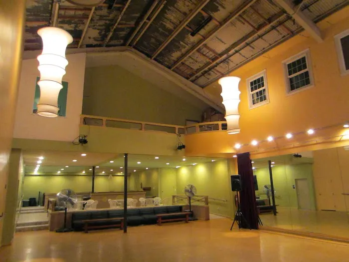 Danzhaus Dance Center Picture 2
