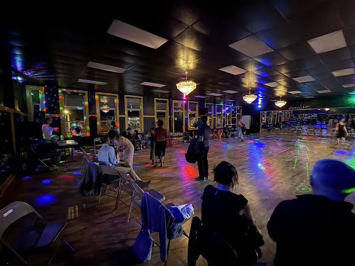 Genesis DanceSport Studio Picture 8