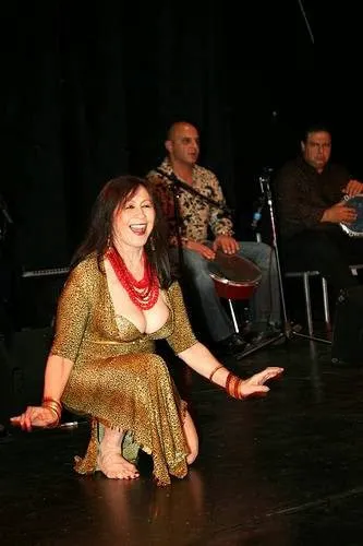 Amina School of Belly Dance and Drum Picture 7