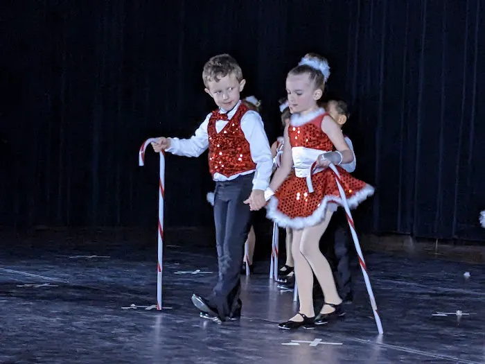 Dancin' Dreams (Central Park/Northfield) Picture 7