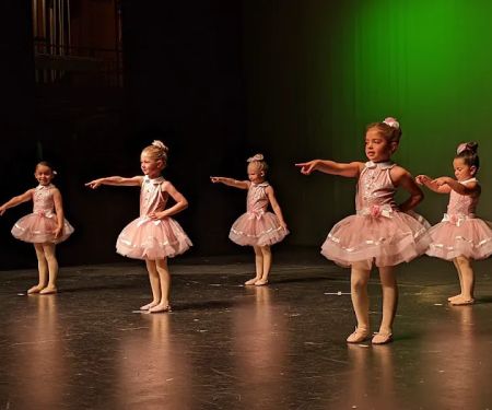 Dancin' Dreams (Central Park/Northfield)
