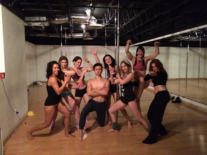 Studio 3sixT Picture 4