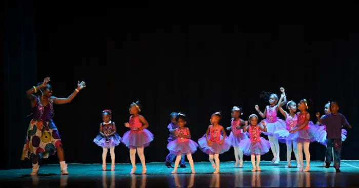 Dance with JOY Picture 4