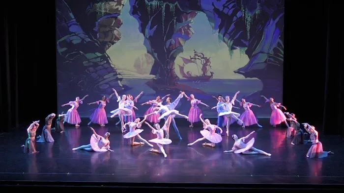 Ballet Melange Academy Picture 2