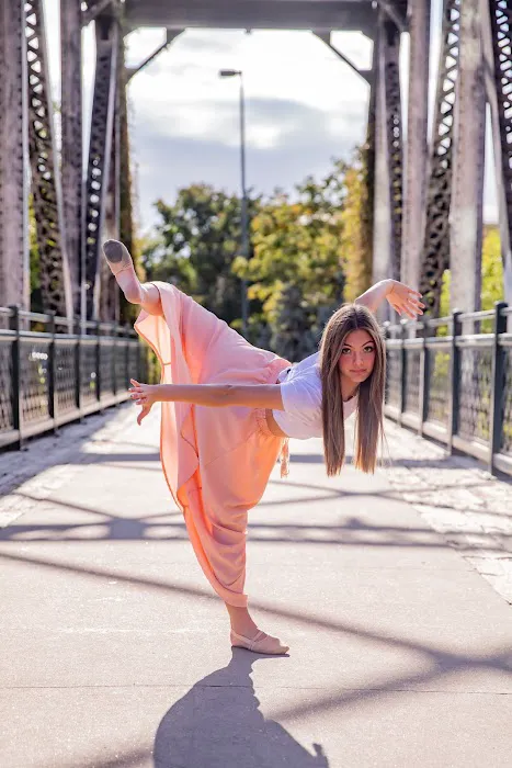 Flatirons Dance Picture 4