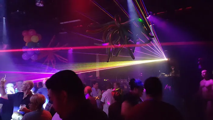 Space 550 Picture 3