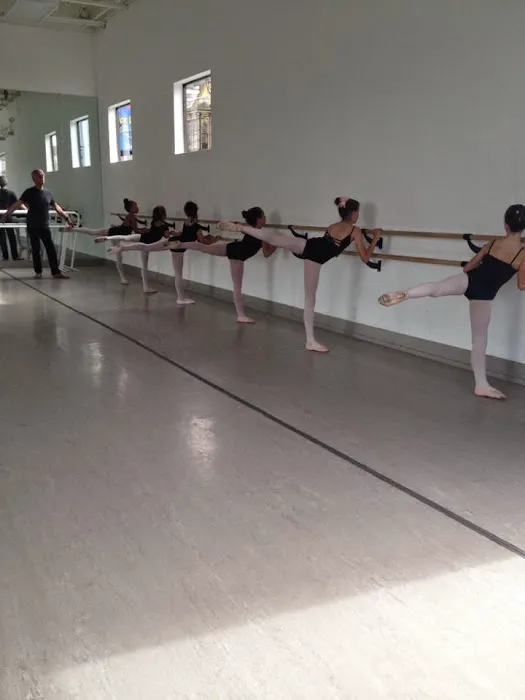 Dance Training Center-The Ballet School of San Francisco Picture 4