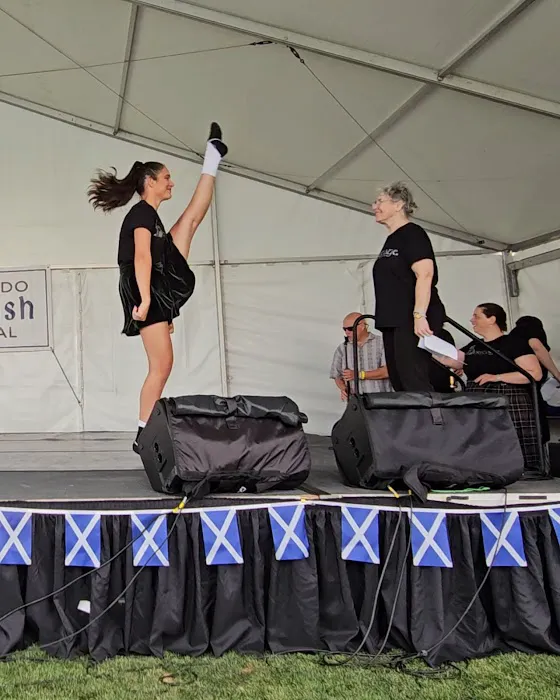 Heritage Irish Stepdancers Picture 5