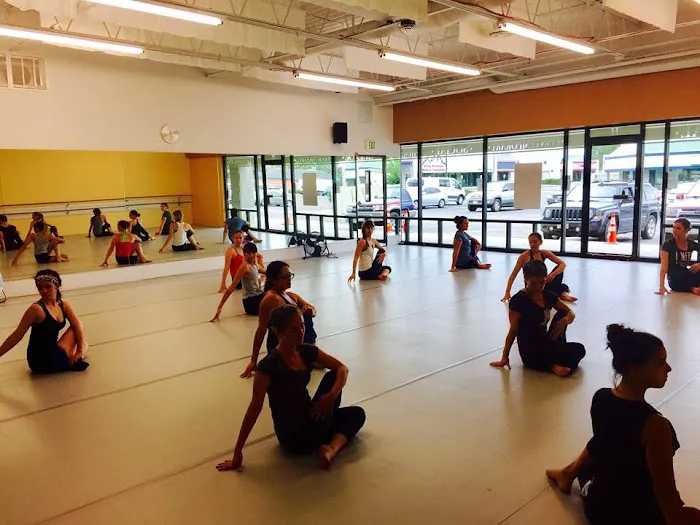 The Dance Art Media Studios Picture 5