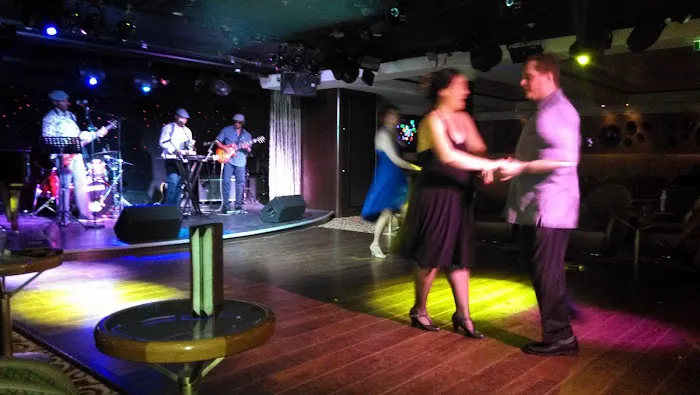 Adventures In Dance Club Picture 7
