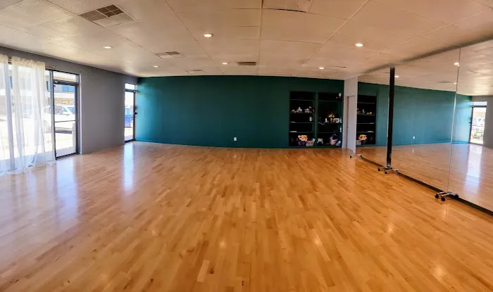 Resolute Ballroom Picture 2