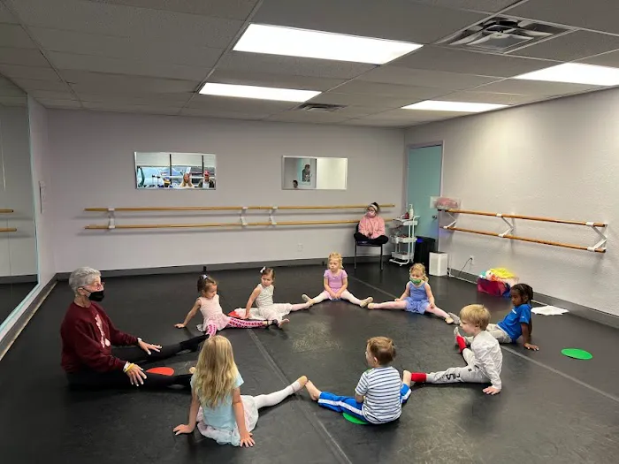 Dance Kaleidoscope Picture 1