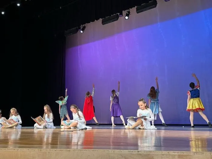 Aurora Dance Arts Picture 2