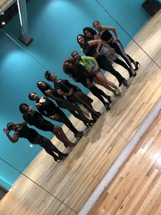 Best Heels Class Denver: Urban Seductress Picture 5