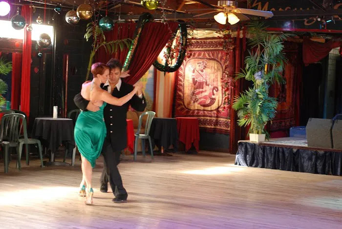 Argentine Tango Lessons Picture 3