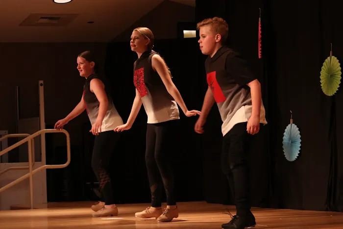 Stage Images Dance Studio Picture 1