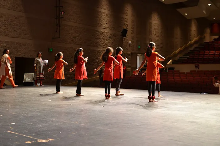 Shivoham School of Dance - Bharatanatyam Picture 5