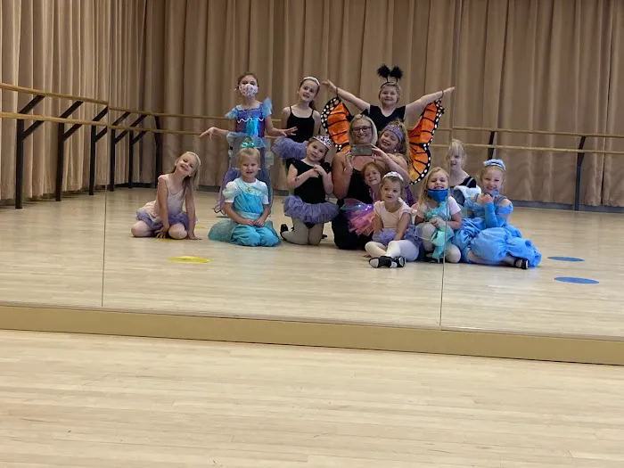 On Pointe School of Dance Picture 5