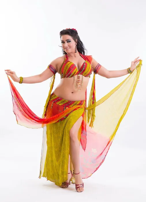Adriana Belly Dance Picture 2