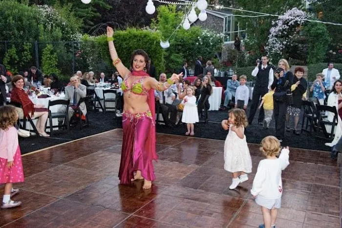Adriana Belly Dance Picture 5