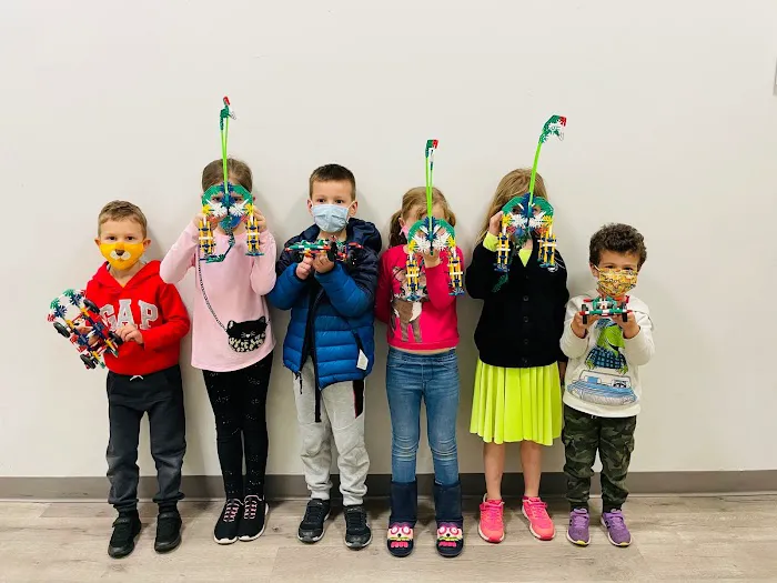 Studio Anthurium (English-Russian speaking classes for bilingual kids and adults, Decor, Event Venue and planning) Picture 2