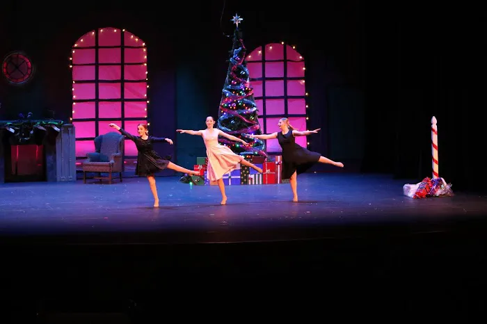 Airborne Dance Picture 10