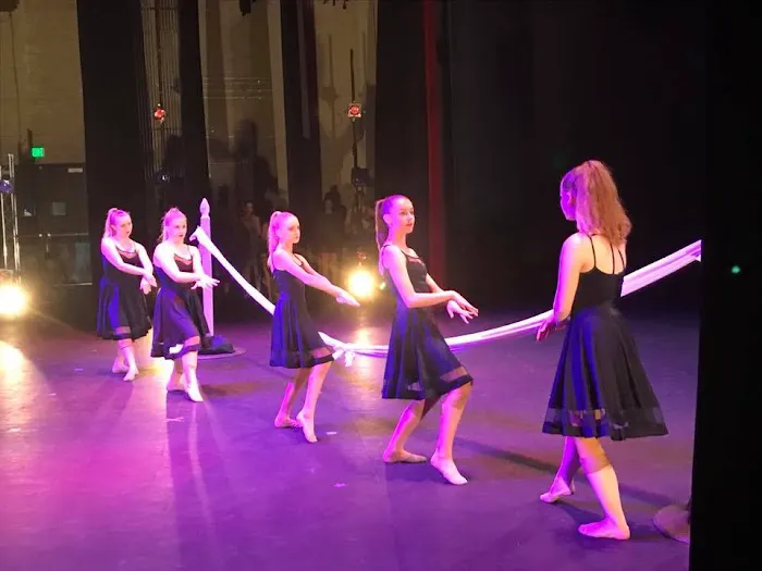 Airborne Dance Picture 3
